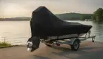 Sicherer Schutz für Bootsmotoren unterwegs